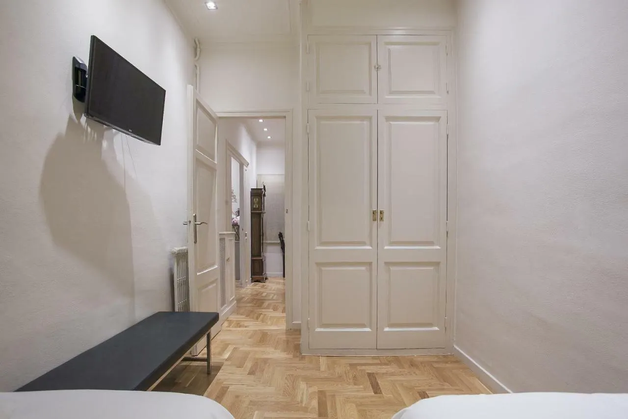 Tendency Sagrada Familia Luxury Barcelona 0*,  Spain