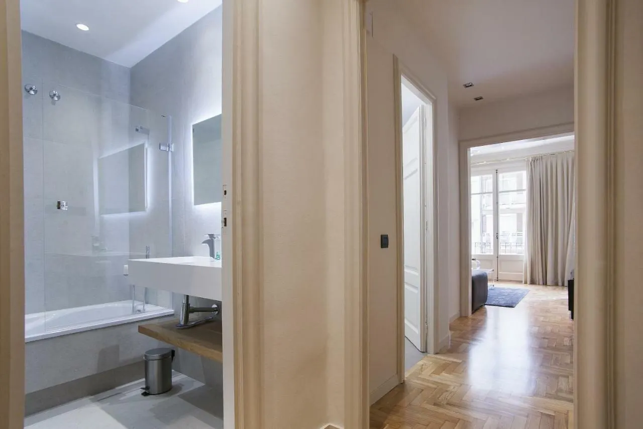 Tendency Sagrada Familia Luxury Barcelona 0*,  Spain